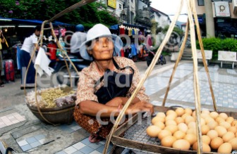 Thailand, Phuket, Patong Beach, local woman selling egs DSC_2593 copy